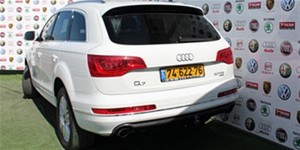 אאודי Q7 יד 2, מבט מאחור