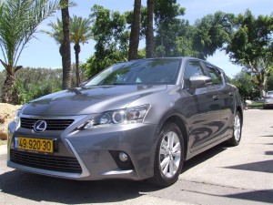  לקסוס CT200H יד 2 דגם היוקרה הקטן ביותר בהיצע של לקסוס בארץ