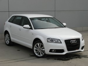 אאודי A3 2011 (3)